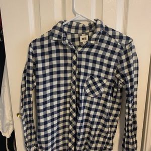UNIQLO long sleeve flannel